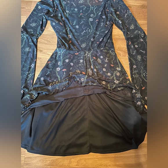 Thorn & Fable Mushroom Vines Mesh Dress With Bell Sleeves - Picture 9 of 10